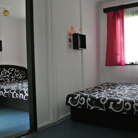 Juniorcamp Nova Zivohost Hotel Krecovice Ngoại thất bức ảnh