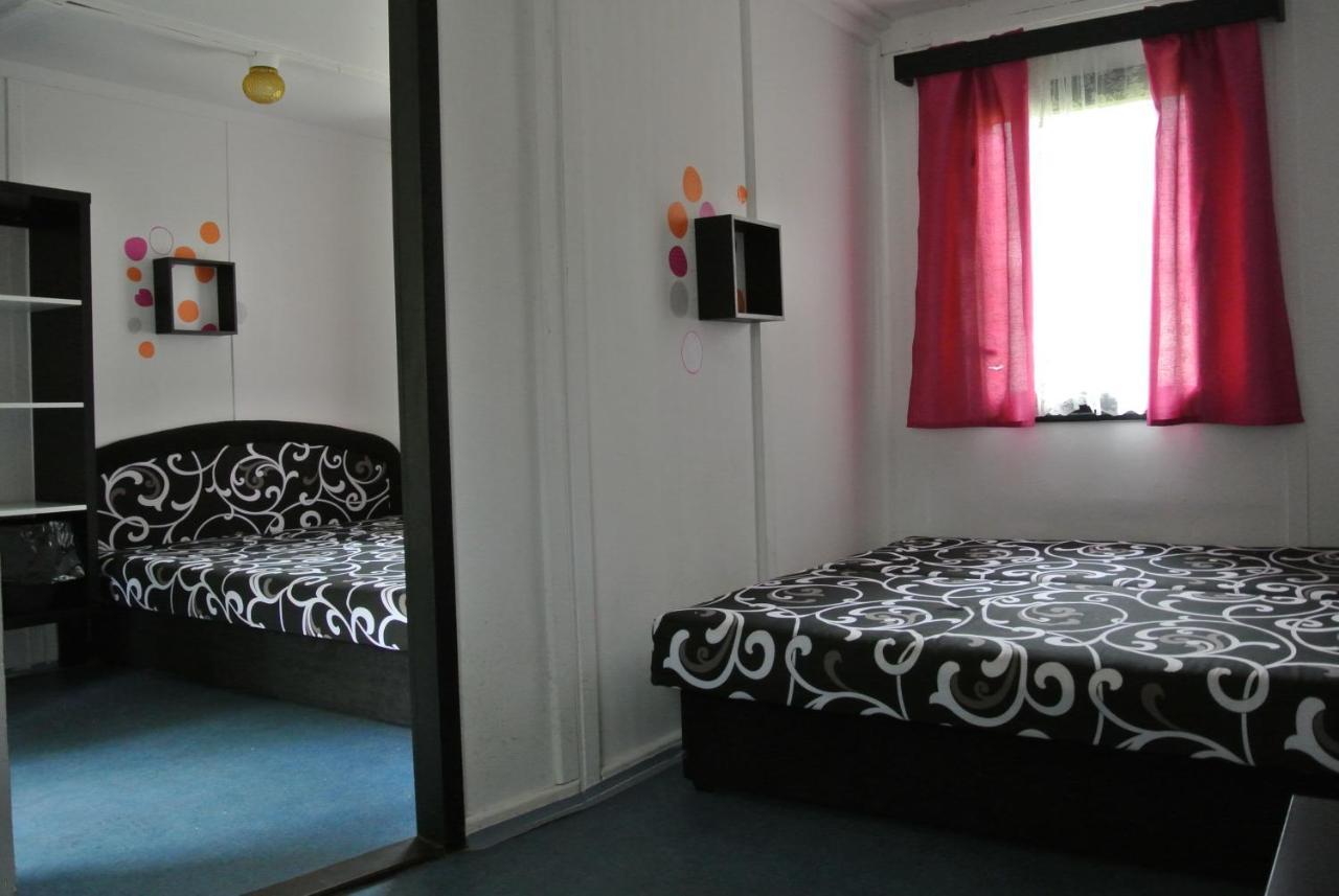 Juniorcamp Nova Zivohost Hotel Krecovice Ngoại thất bức ảnh