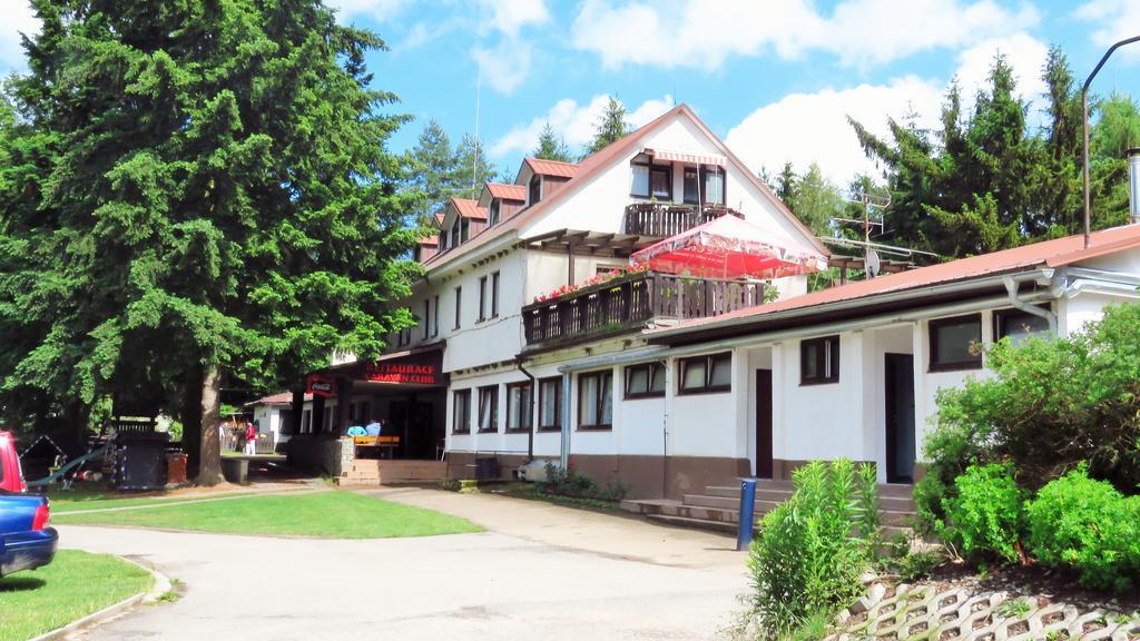 Juniorcamp Nova Zivohost Hotel Krecovice Ngoại thất bức ảnh
