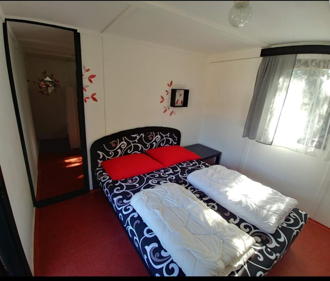 Juniorcamp Nova Zivohost Hotel Krecovice Ngoại thất bức ảnh